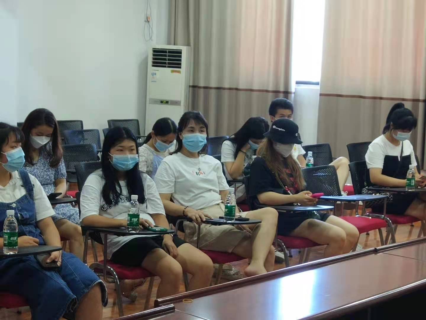 武冈市中小企业技术创新暨“破零倍增”培训会